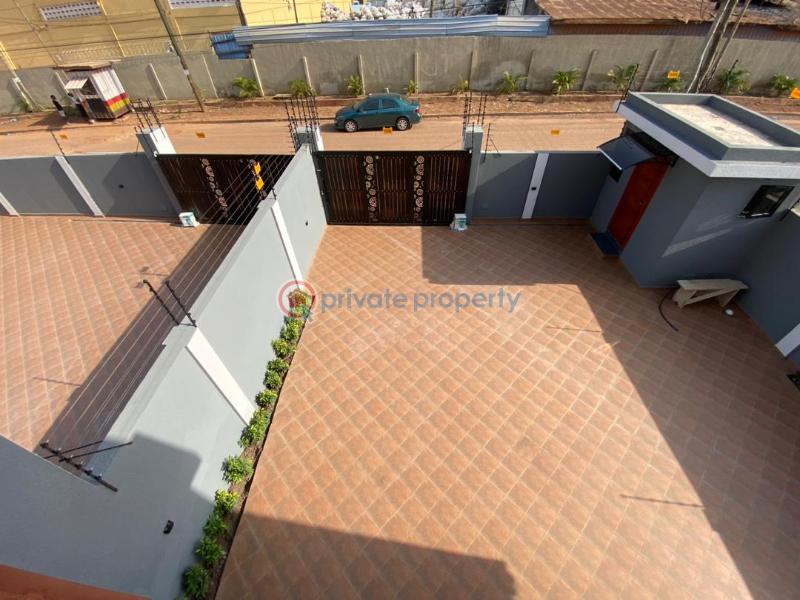 5 bedroom House For Sale Oyarifa Adenta Municipal Accra - 10