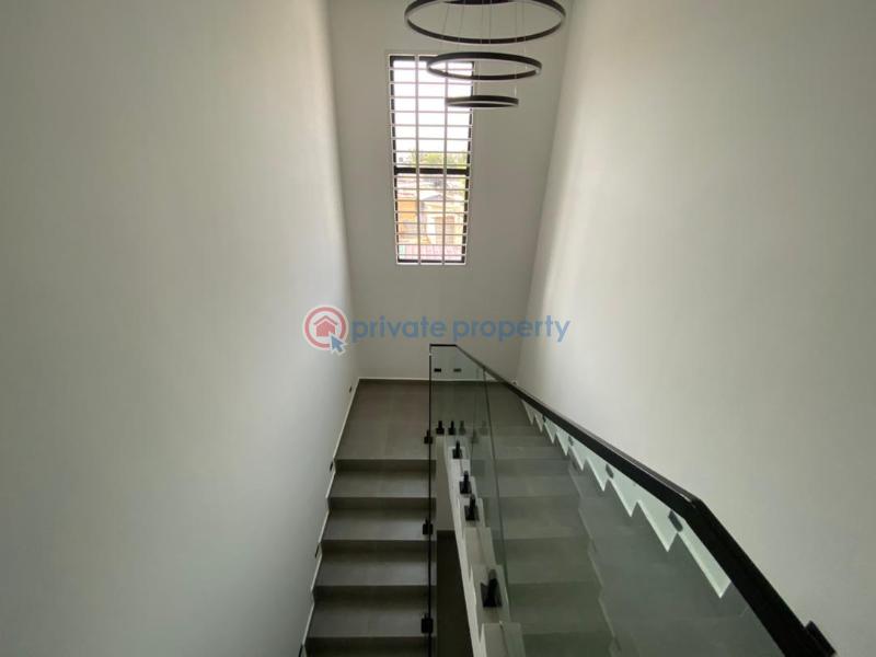 5 bedroom House For Sale Oyarifa Adenta Municipal Accra - 12