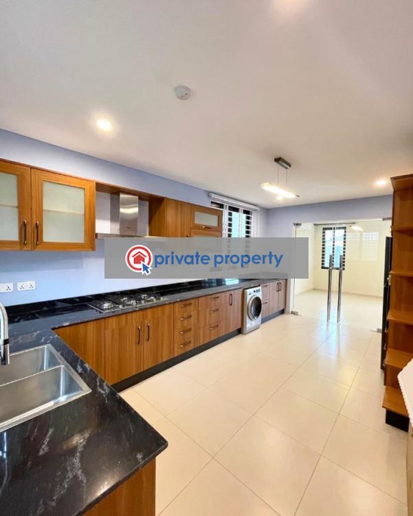 5 bedroom House For Sale &nbsp;east Airport Airport Residential Area Accra - 8