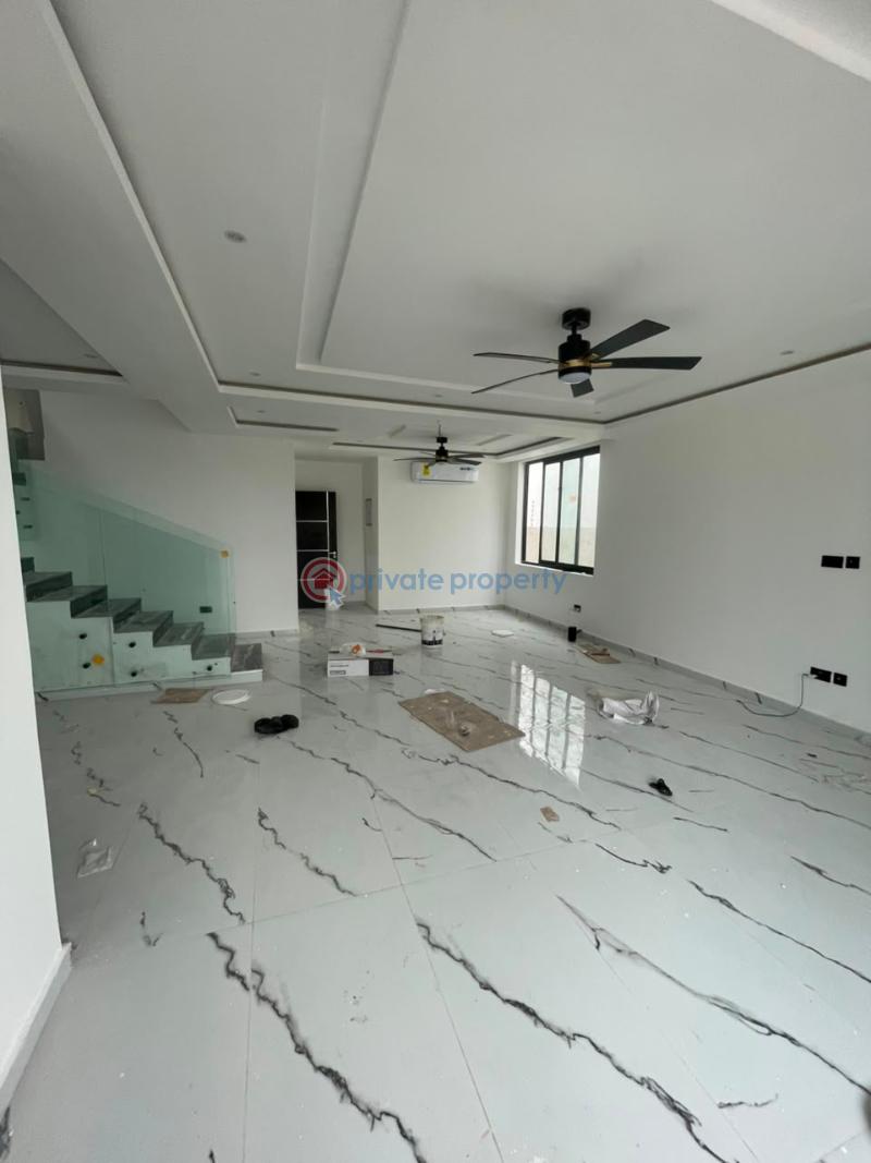 5 bedroom House For Sale East Airport Airport Residential Area Accra - 7