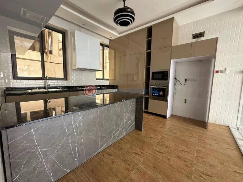 5 bedroom Townhouse For Sale Airport Residential Area Accra - 1