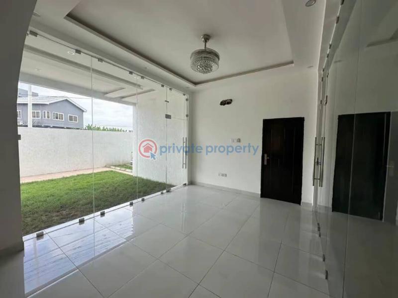 5 bedroom Townhouse For Sale Airport Residential Area Accra - 8