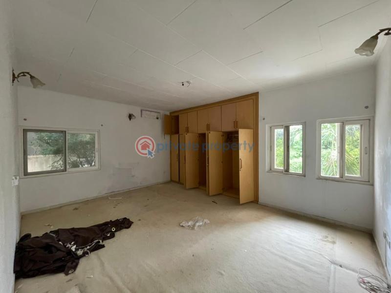 5 bedroom House For Sale Regimaul Gray Estate East Airport Airport Residential Area Accra - 5