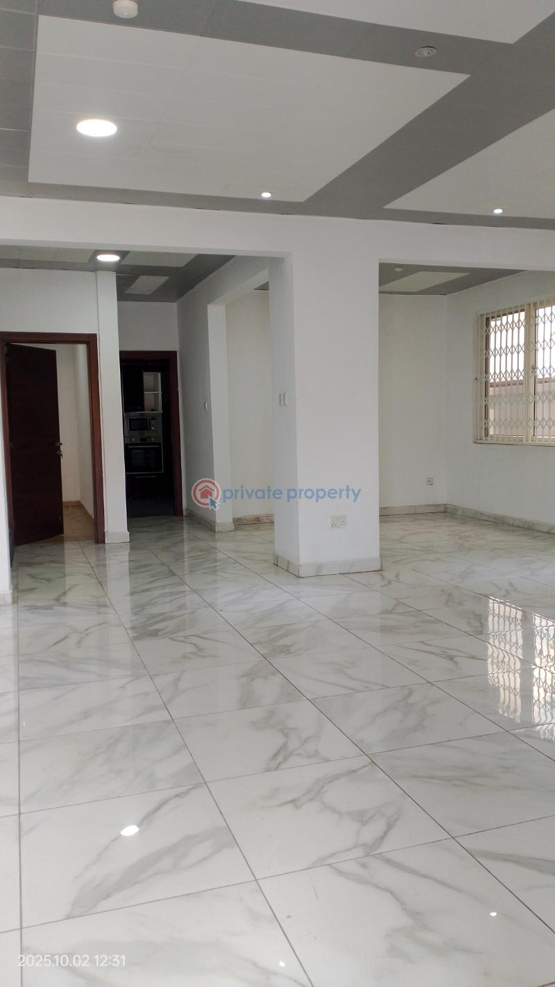 5 bedroom Detached Duplex For Rent East Airport Spintex Road. East Airport Airport Residential Area Accra - 7