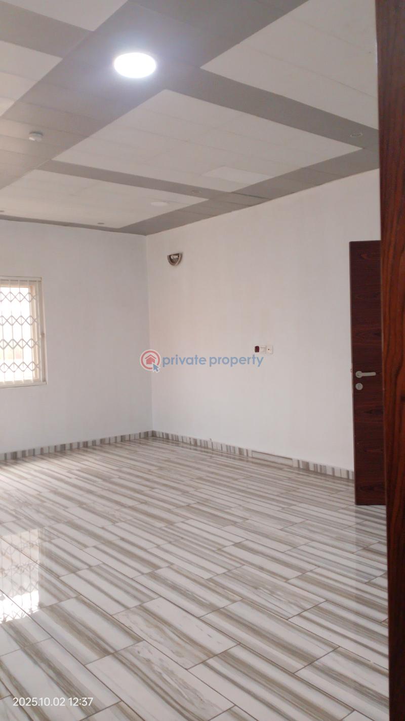 5 bedroom Detached Duplex For Rent East Airport Spintex Road. East Airport Airport Residential Area Accra - 5
