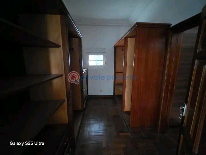5 bedroom House For Rent East Legon Accra - 8