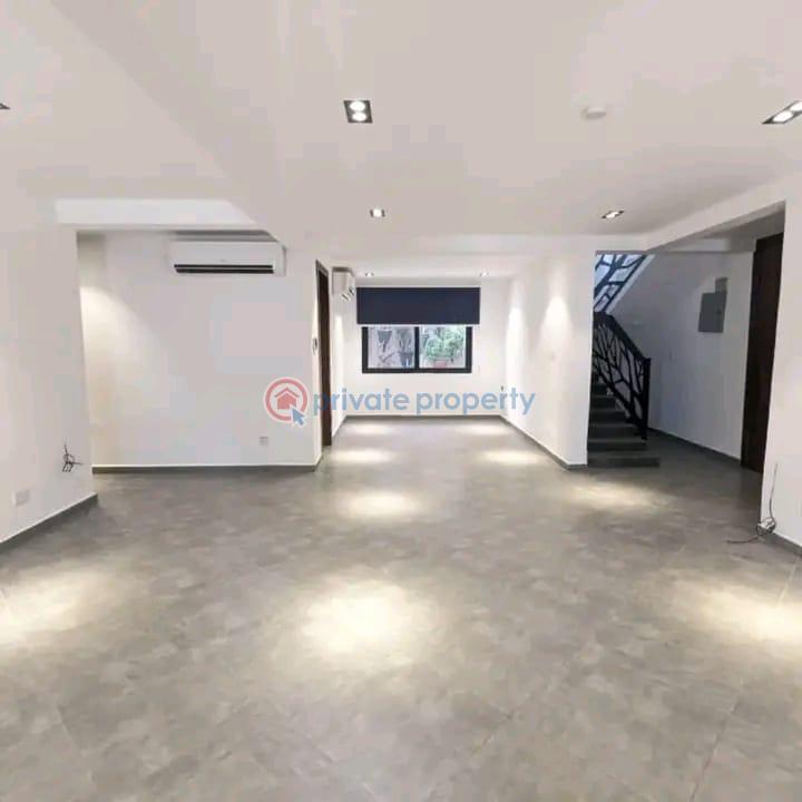 5 bedroom House For Rent East Airport Airport Residential Area Accra - 10