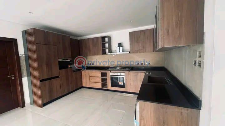 5 bedroom House For Rent East Airport Airport Residential Area Accra - 13