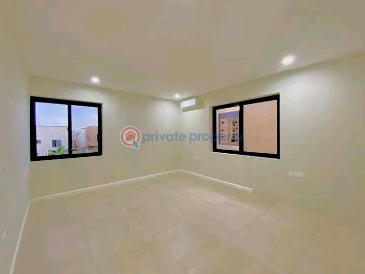 5 bedroom Townhouse For Sale East Airport Airport Residential Area Accra - 15