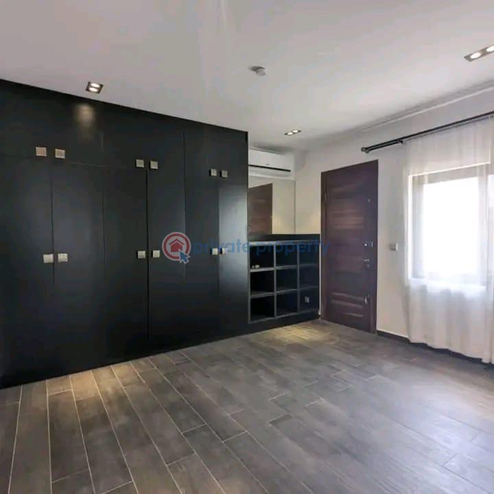 5 bedroom House For Rent East Airport Airport Residential Area Accra - 1