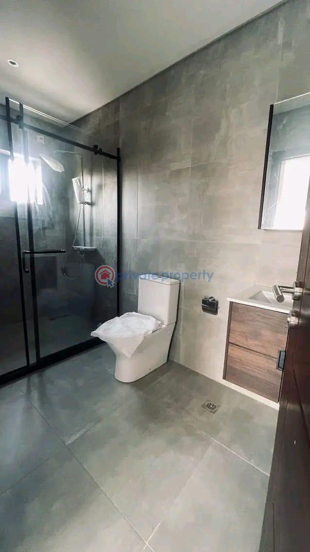 5 bedroom House For Rent East Airport Airport Residential Area Accra - 6