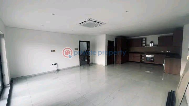 5 bedroom House For Rent East Airport Airport Residential Area Accra - 8