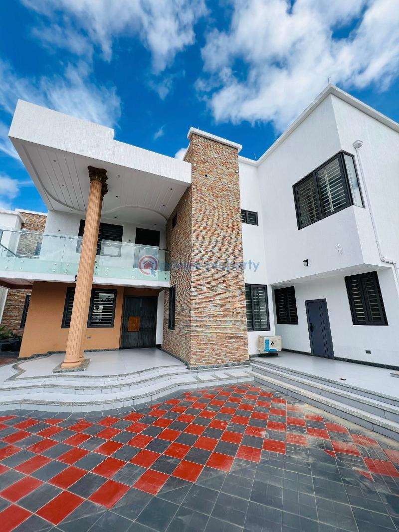 5 bedroom House For Sale West Trasacco Accra East Legon  - 0