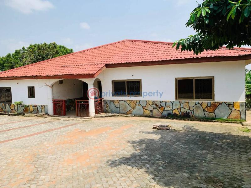 5 bedroom House For Sale Abokobi Madina La Nkwantanang Madina Municipal Accra - 0