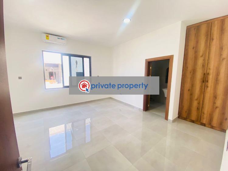5 bedroom House For Sale &nbsp;east Airport Airport Residential Area Accra - 7