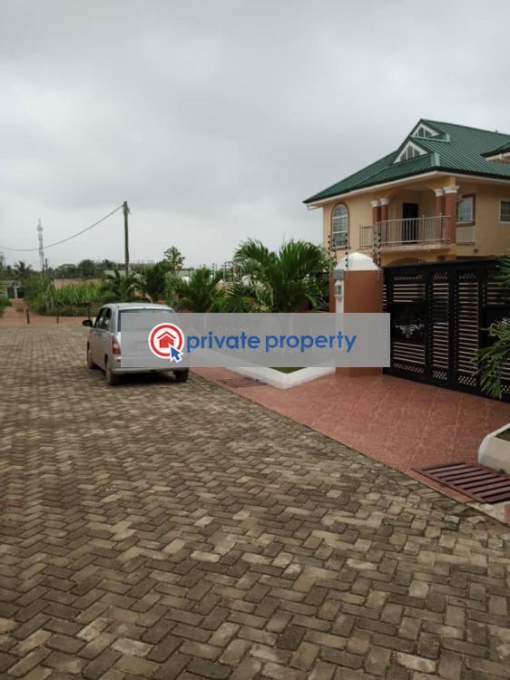 5 bedroom Townhouse For Sale &nbsp;north Legon Accra Metropolitan  - 19