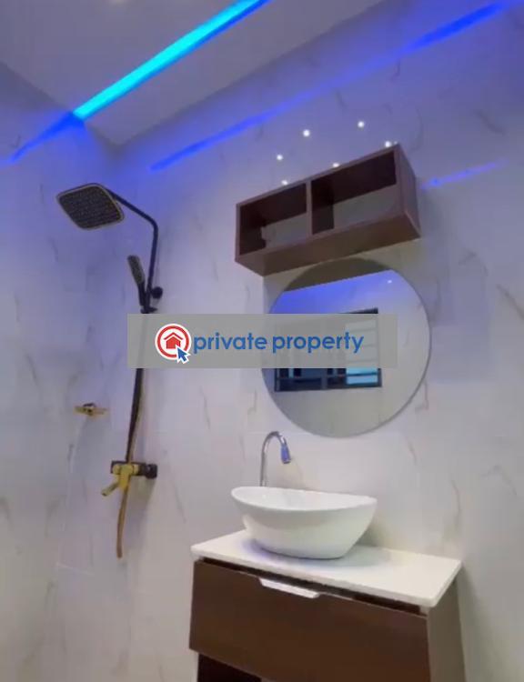5 bedroom Townhouse For Sale &nbsp;lakeside Community 6 Accra Metropolitan  - 5