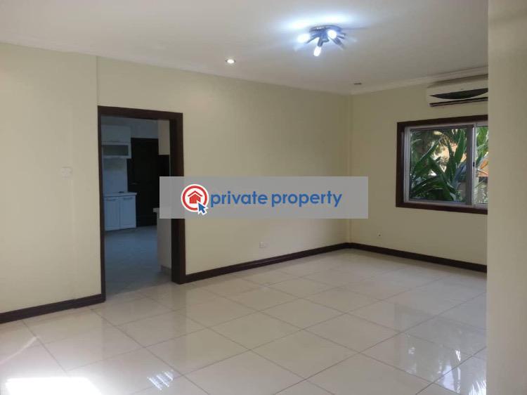 5 bedroom House For Sale &nbsp;contonment North Labone Accra - 16