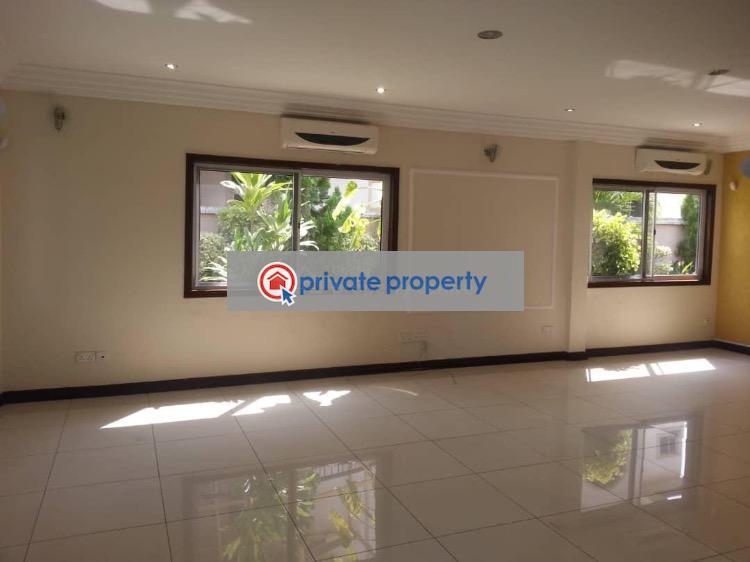 5 bedroom House For Sale &nbsp;contonment North Labone Accra - 17
