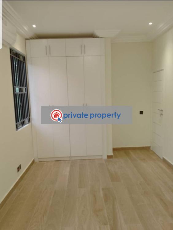5 bedroom Townhouse For Sale &nbsp;east Airport Airport Residential Area Accra - 7