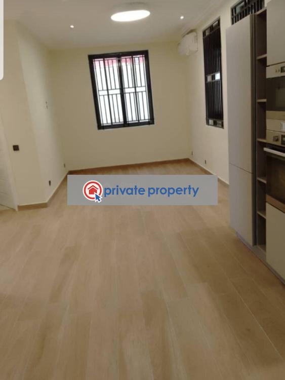 5 bedroom Townhouse For Sale &nbsp;east Airport Airport Residential Area Accra - 11