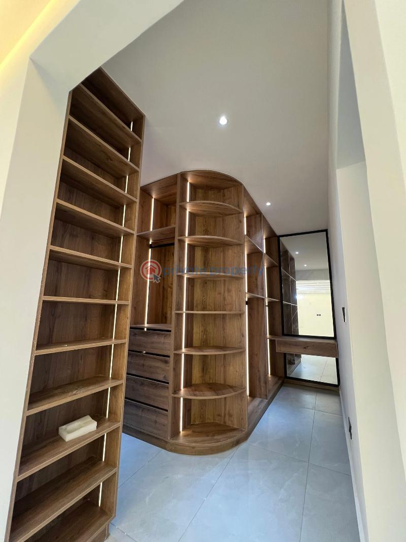 5 bedroom House For Sale Adjiringanor East Legon Accra - 8