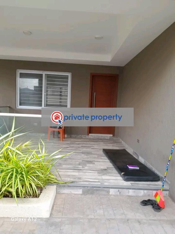 5 bedroom Townhouse For Sale Tse Addo Accra - 2