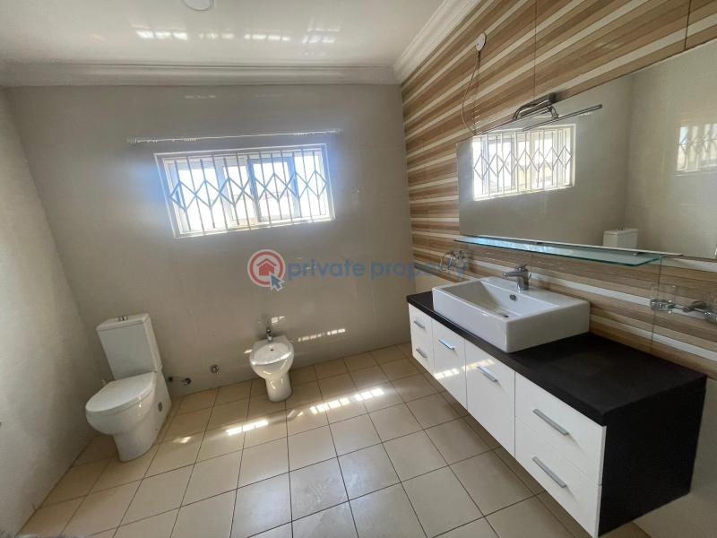 5 bedroom Townhouse For Rent Cantonments Accra - 3