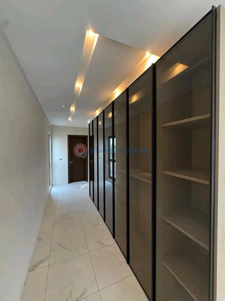 5 bedroom House For Rent East Legon Accra - 8