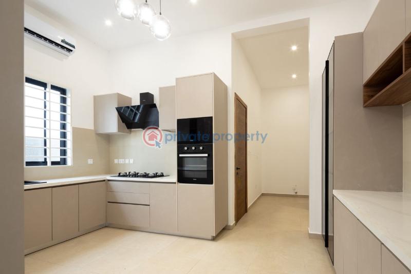 5 bedroom House For Sale North Legon Accra - 8