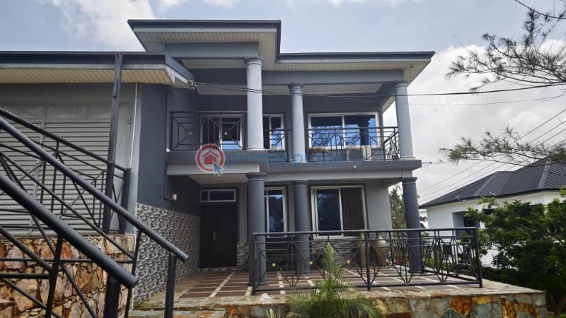 5 bedroom Detached Duplex For Sale Aburi Akuapim South Municipal Eastern Region - 0