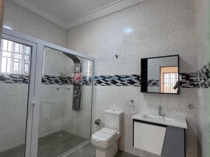 6 bedroom House For Rent Ashaley Botwe Adenta Municipal Accra - 8