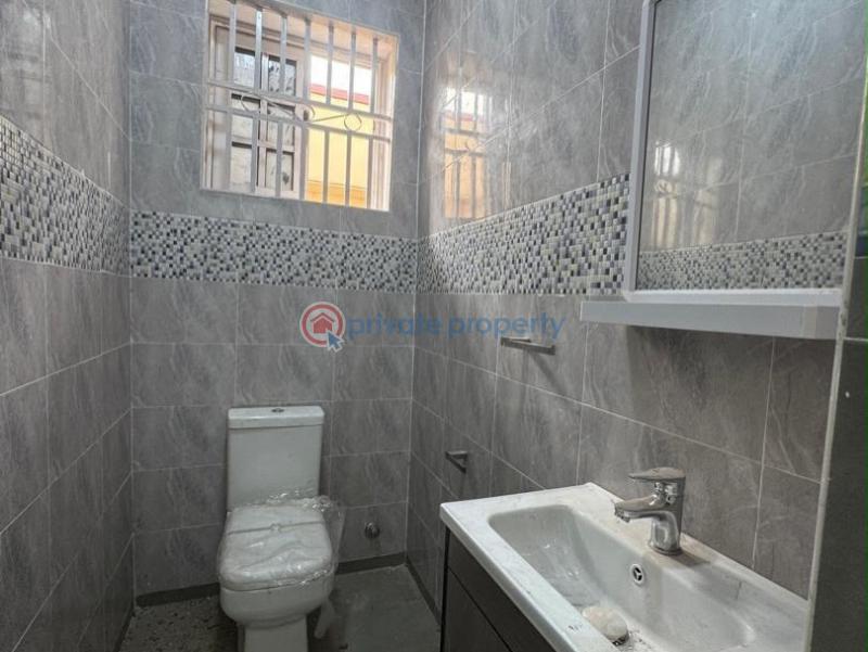 6 bedroom House For Rent Ashaley Botwe Adenta Municipal Accra - 9