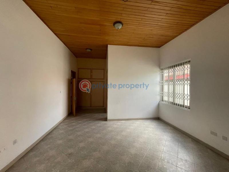 6 bedroom House For Rent Ars Roundabout Accra East Legon  - 4