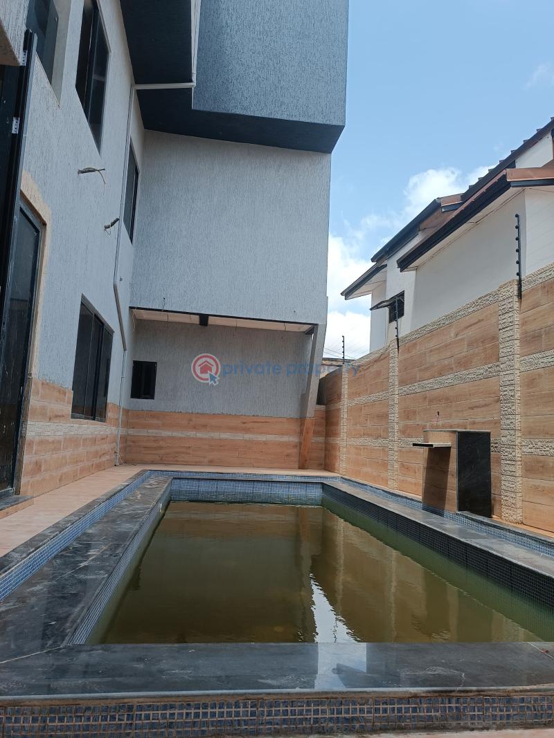 6 bedroom House For Sale East Legon Accra - 4