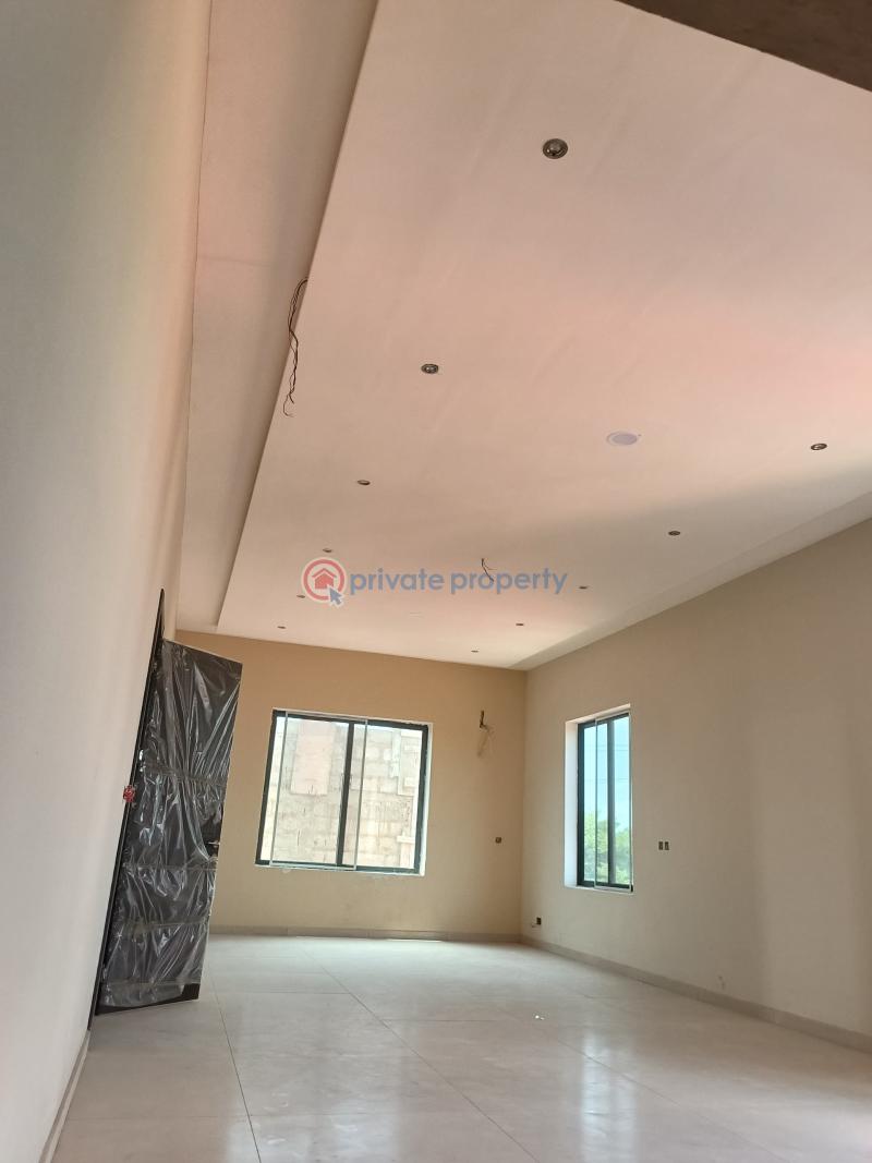 6 bedroom House For Sale East Legon Accra - 11