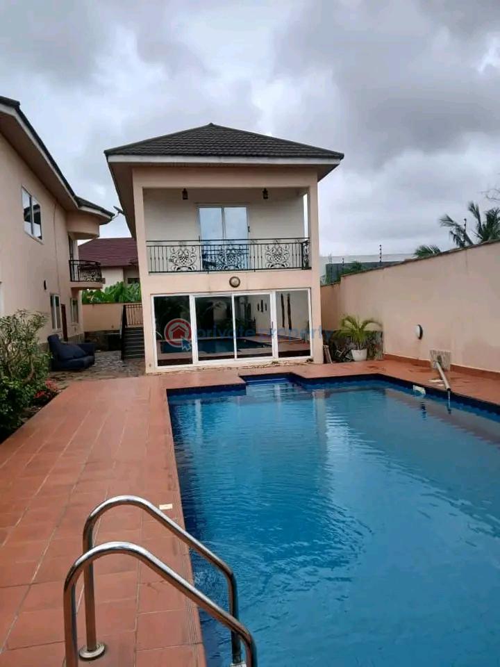 6 bedroom House For Sale East Airport Airport Residential Area Accra - 4