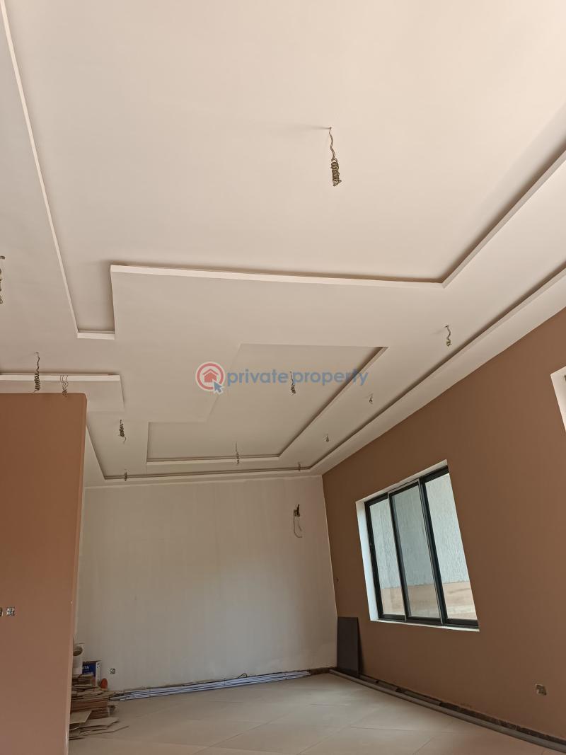 6 bedroom House For Sale East Legon Accra - 0