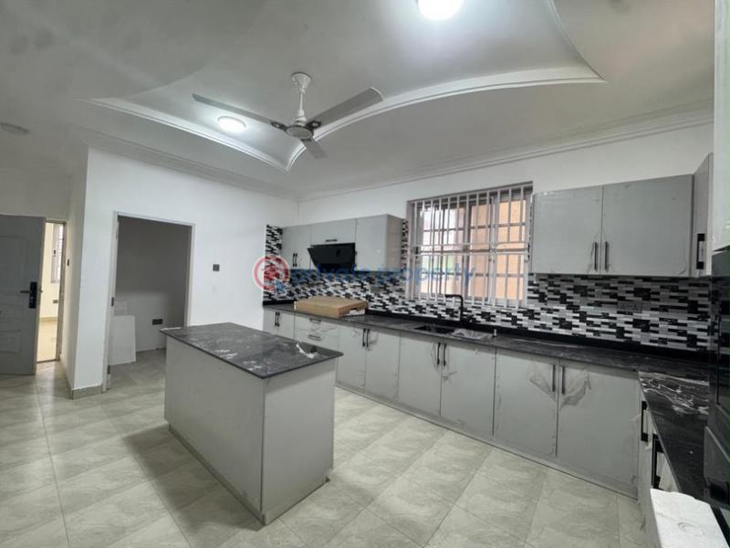 6 bedroom House For Rent Ashaley Botwe Adenta Municipal Accra - 10