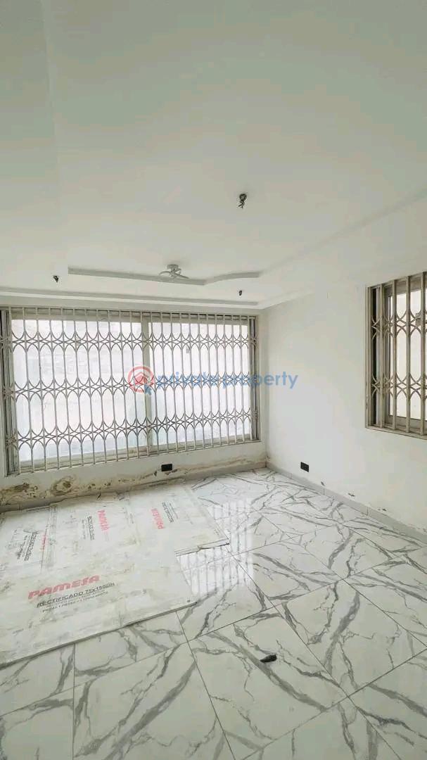 6 bedroom House For Rent Tesano Accra - 3