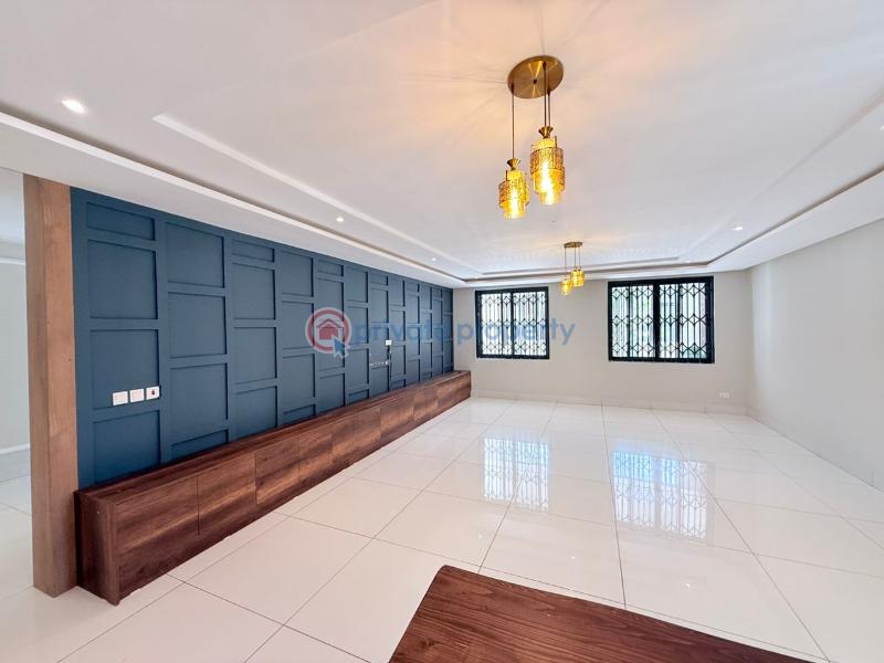 6 bedroom House For Sale Manet East Airport Airport Residential Area Accra - 9