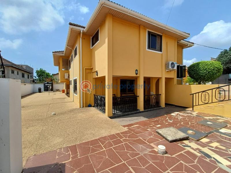6 bedroom House For Sale East Airport Airport Residential Area Accra - 0