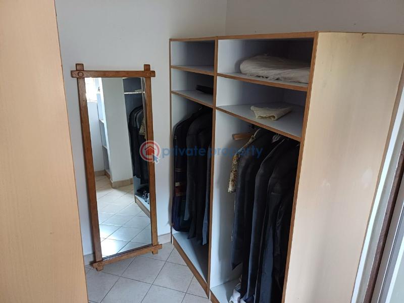 6 bedroom House For Sale East Airport Airport Residential Area Accra - 7