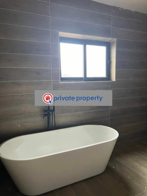 6 bedroom House For Sale Achimota Accra - 8