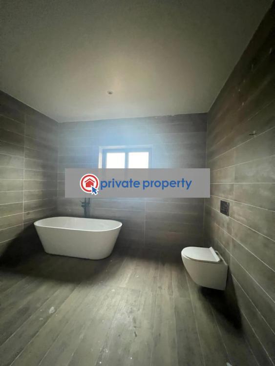 6 bedroom House For Sale Achimota Accra - 10