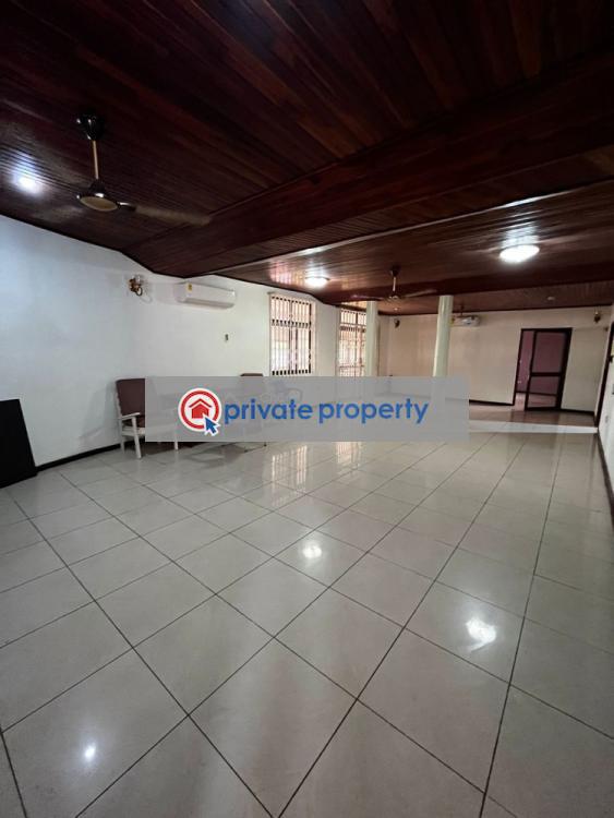 6 bedroom Townhouse For Sale &nbsp;ars Roundabout East Legon Accra - 6