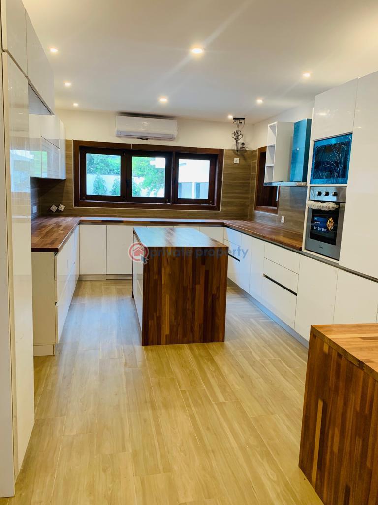 6 bedroom House For Rent Airport Residential Area Accra - 9