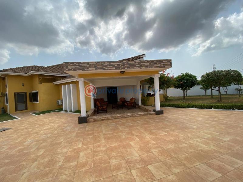 6 bedroom House For Sale East Airport Airport Residential Area Accra - 1