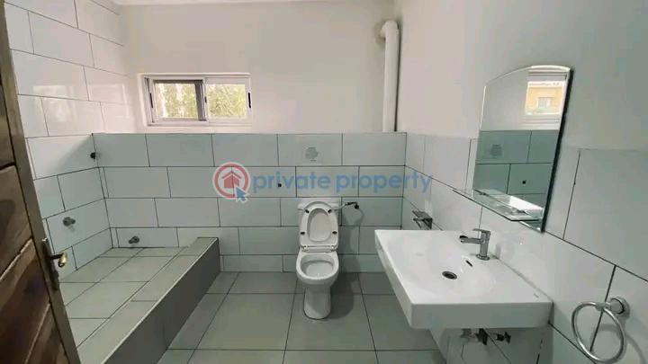 7 bedroom Office Space For Rent Cantonments Accra - 6