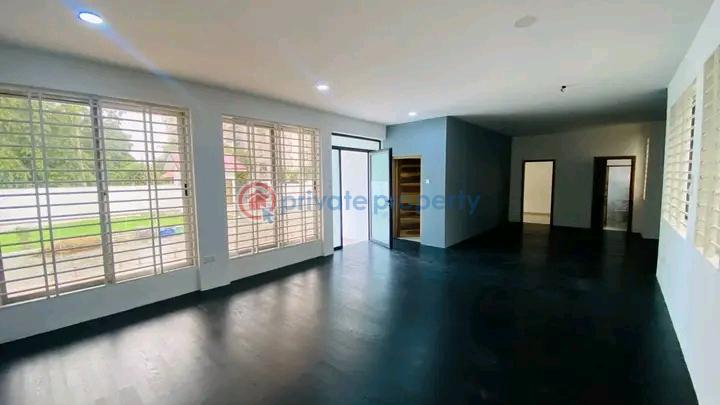 7 bedroom Office Space For Rent Cantonments Accra - 8
